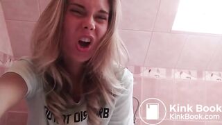 Angel Face pooping