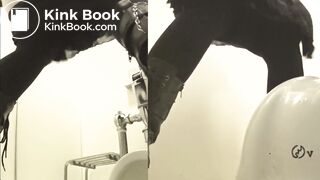 Japanese woman's toilet scene - video 924