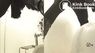 Japanese woman's toilet scene - video 924
