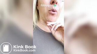 Milf pooping on toilet - video 8