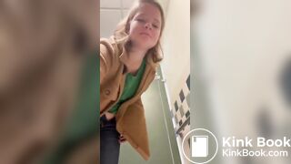 mature snowbunny cant hold her shit in