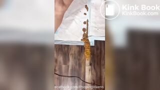 Latina big shit - video 5