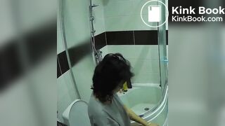 GIRL POOP TOILET - video 318