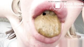 Lesbian Shit Eating Scat