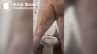 Smearing her soft poop as she twerks