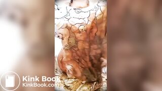 girl messy scat play 3/3