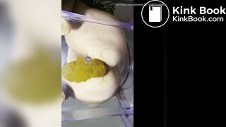 Chair poop - video 9