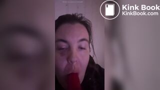 Shit pig clenaing dirty dildo