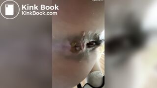Toilet Peeping73