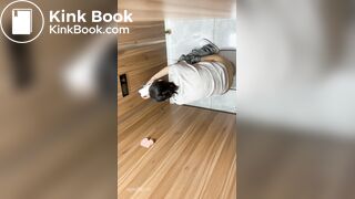 Toilet Peeping73