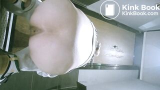 Toilet Peeping159