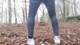 Milf shits in the forest