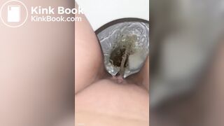 Girl friend send me her morning shit and pee