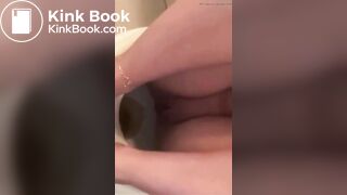 Girl pooping on toilet - video 383