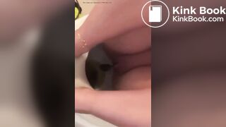 Girl pooping on toilet - video 383