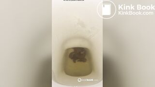 Girl pooping on toilet - video 398