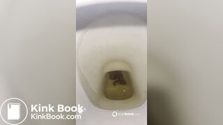 Girl pooping on toilet - video 398