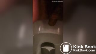 Japanese girl selfie pooping