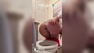 Sexy Girl pooping on toilet - video 3