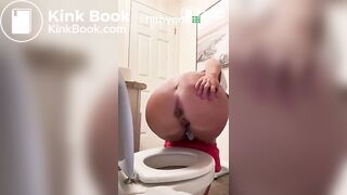 Sexy Girl pooping on toilet - video 3