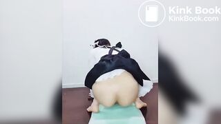 The smelly poop of a cute maid