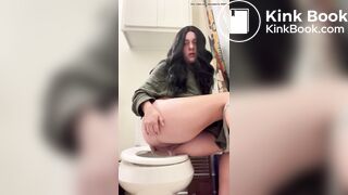Pretty girl pooping on toilet - video 13