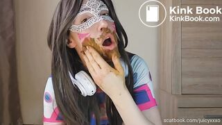 girl in cosplay has scat fun