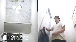Japanese woman's toilet scene - video 676