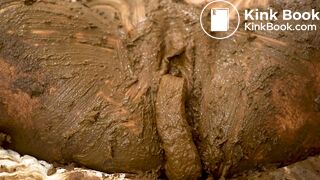 31 Shits - 1.6 kg of frozen shits in pussy - more 1hour