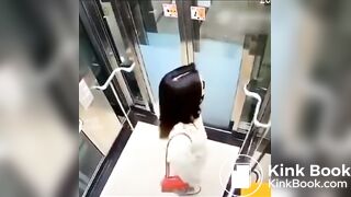 Girl poops diarrhea in Elevator
