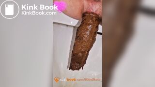 Long turd on toilet!