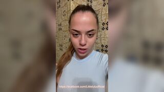 Girl pooping on toilet - video 384