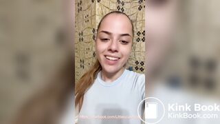 Girl pooping on toilet - video 384