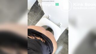 portuguese ebony pooping in my fav angle