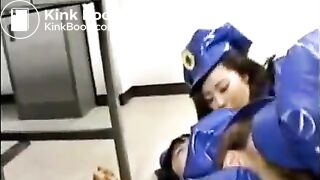 japanese air hostesses enjoying scat