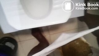Shorts Poop - video 2