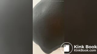 korean girl shitting her pants!