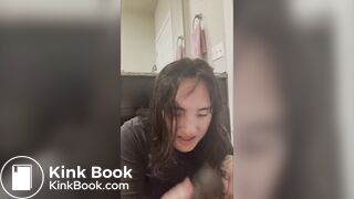 Constipated girl twerks and jiggles as she pushes