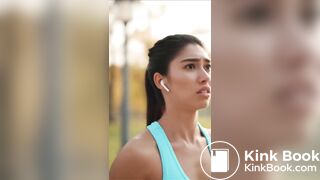 Jogger girl poops her grey leggings
