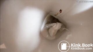 Girl pooping on toilet - video 366