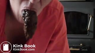Milf sucking on a turd