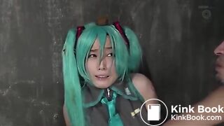 hatsune miku cosplayer does enema and dirty sex