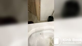 Cagando privada - video 3