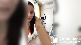 Fit poop chick loosing weight