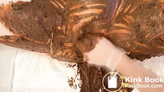 31SHITS-1.6 KG OF SHITS - filled pussy, fucked dildo