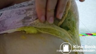 Chinese girl eat her own shit