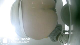 Spy pooping at a Chinese uni toilet 4