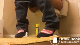 Ebony girl Big ass diarrhea toilet