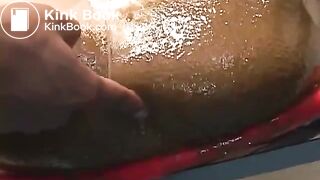 Sexy girl juge pooping