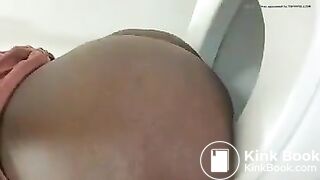 Slow 20 year old black girl pooping Pt 2